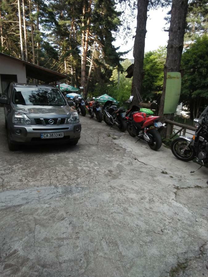 Family Hotel Shisharka Batak Zewnętrze zdjęcie